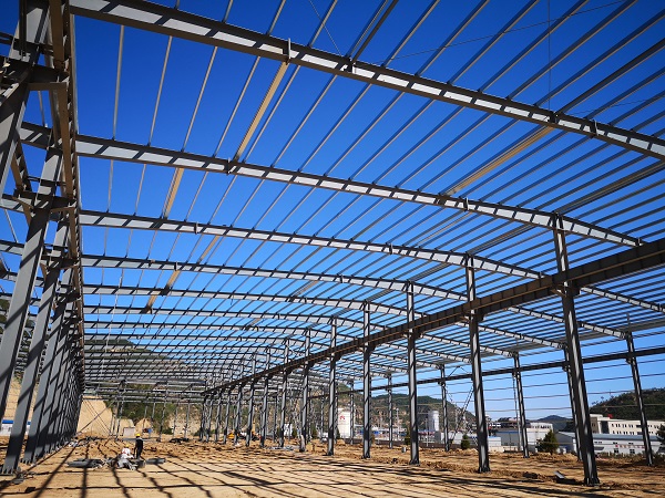 鋼結(jié)構(gòu)廠房